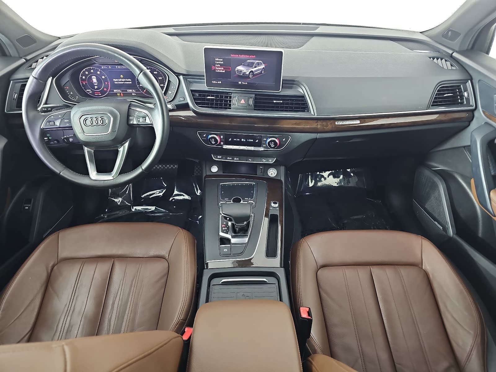Used 2019 Audi Q5 2.0T Premium Plus w/ Premium Plus Package AWD/4WD image 11