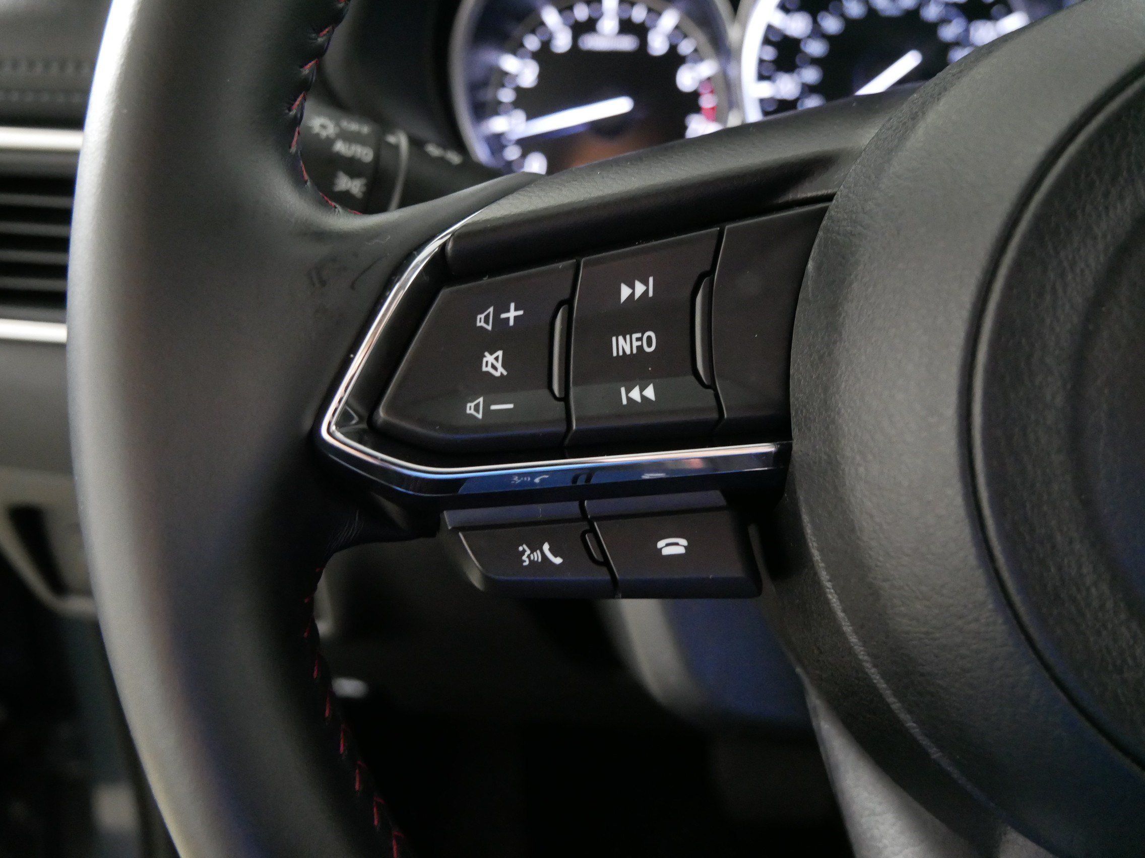 Used 2025 MAZDA CX-5 Carbon Edition AWD/4WD image 28