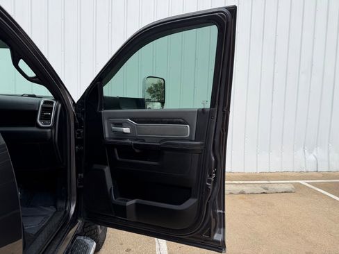 Used 2021 RAM 2500 Big Horn AWD/4WD image 23