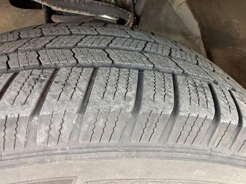 Used 2020 Toyota 4Runner Limited image 28