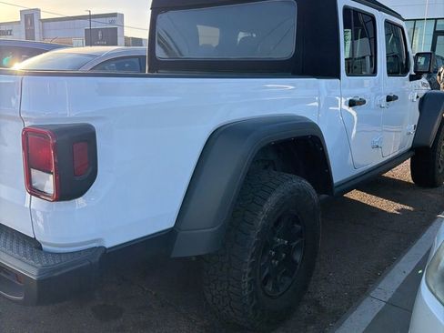 Used 2023 Jeep Gladiator Mojave w/ Trailer Tow Package AWD/4WD image 7