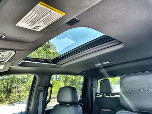 Certified 2023 GMC Sierra 1500 AT4 w/ AT4 Premium Package AWD/4WD image 19