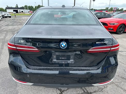 Used 2024 BMW i5 eDrive40i image 34