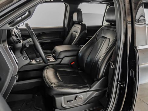 Used 2018 Ford Expedition Max Limited w/ Equipment Group 302A image 28