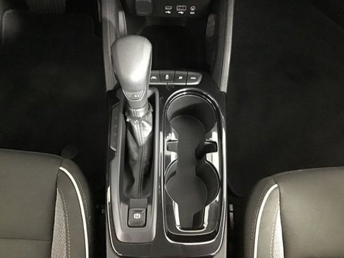 Used 2022 Chevrolet TrailBlazer LS image 12