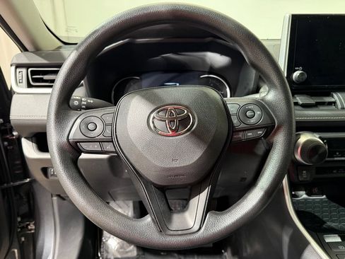 Certified 2025 Toyota RAV4 LE AWD/4WD image 22