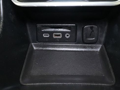 Used 2020 GMC Terrain SLT image 34