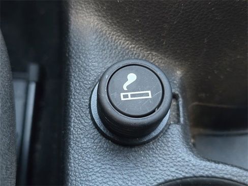 Used 2016 Chevrolet Cruze LT w/ Technology Package image 23