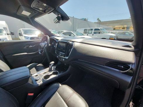 Used 2023 Chevrolet Traverse RS image 28
