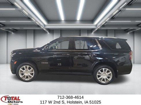 Used 2021 Chevrolet Tahoe High Country w/ Premium Package AWD/4WD image 5