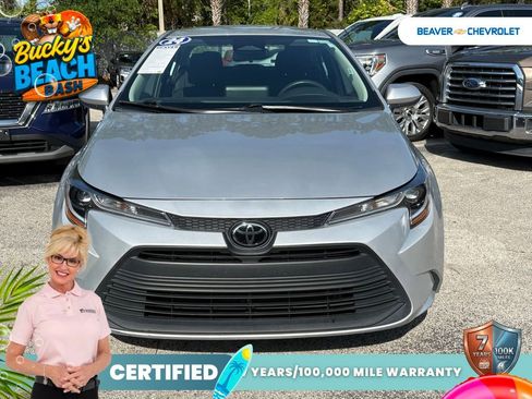 Used 2024 Toyota Corolla LE FWD image 3