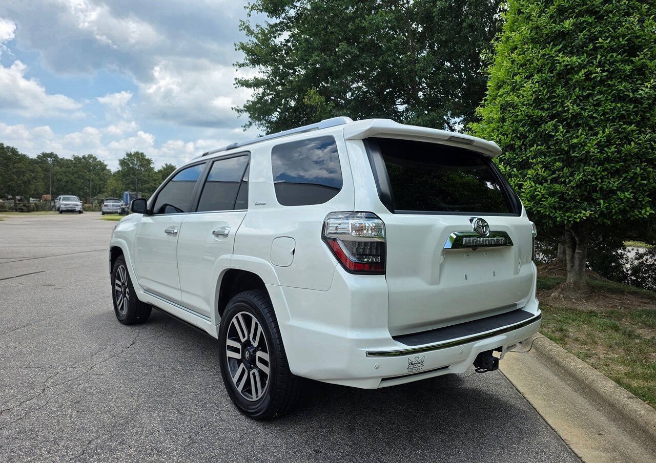 Used 2018 Toyota 4Runner Limited AWD/4WD image 3