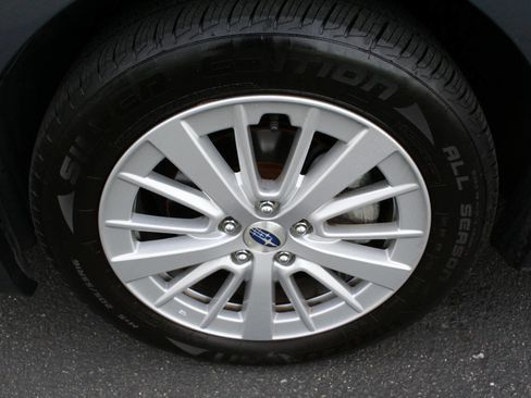 Used 2017 Subaru Impreza 2.0i Premium image 25