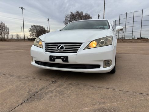 Used 2010 Lexus ES 350 image 4