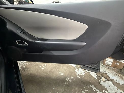 Used 2012 Chevrolet Camaro LS RWD image 11