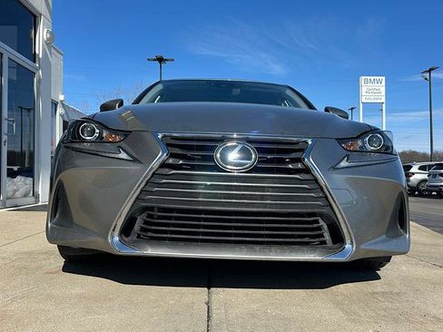 Used 2018 Lexus IS 300 AWD w/ Comfort Package image 2