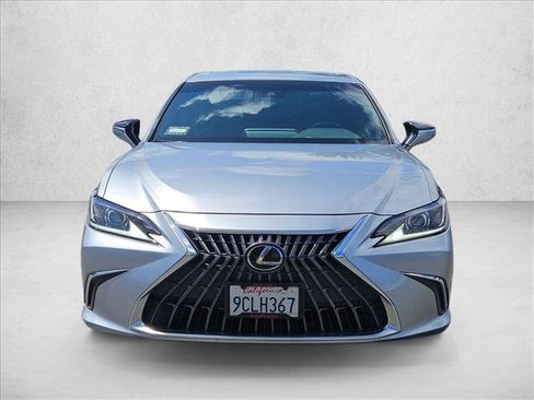 Used 2022 Lexus ES 350 w/ Accessory Package FWD image 2