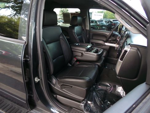 Used 2018 Chevrolet Silverado 1500 LT w/ All Star Edition RWD image 16