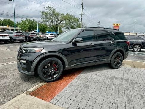 Used 2020 Ford Explorer ST w/ ST Street Pack AWD/4WD image 3