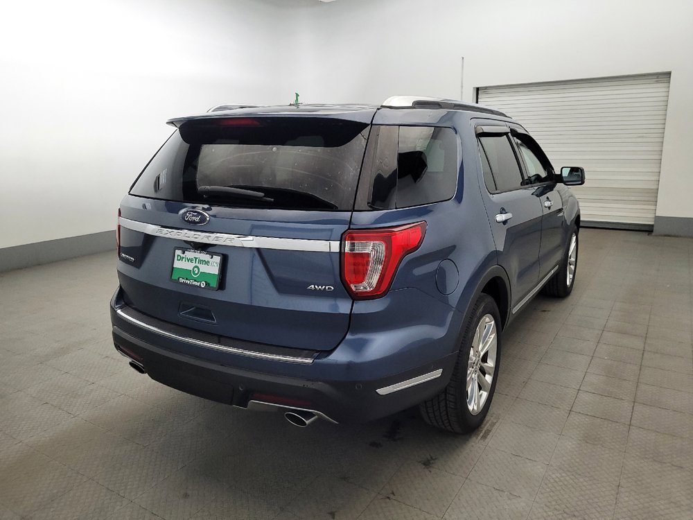 Used 2018 Ford Explorer Limited w/ Equipment Group 301A AWD/4WD image 9