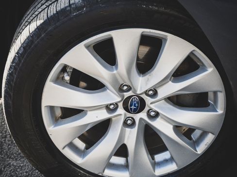 Used 2017 Subaru Legacy 2.5i w/ Alloy Wheel Package image 18