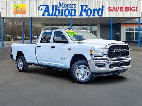 Used 2022 RAM 3500 Tradesman w/ Chrome Appearance Group AWD/4WD image 1