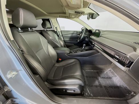 Used 2023 Honda Accord Touring image 28