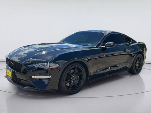 Used 2018 Ford Mustang GT w/ Equipment Group 301A RWD image 3