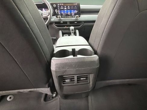 Used 2024 Chevrolet Colorado W/T w/ WT Convenience Package image 19