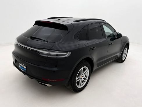 Used 2021 Porsche Macan image 7
