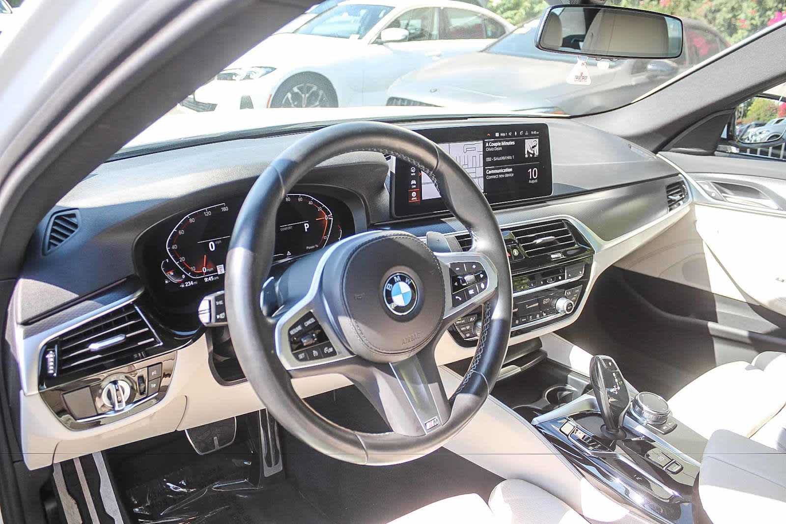 Used 2023 BMW 540i w/ M Sport Package RWD image 16