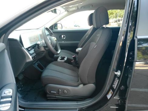Used 2022 Hyundai Ioniq 5 SE AWD/4WD image 12