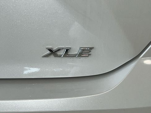 New 2026 Toyota Camry XLE w/ Premium Plus Package AWD/4WD image 9