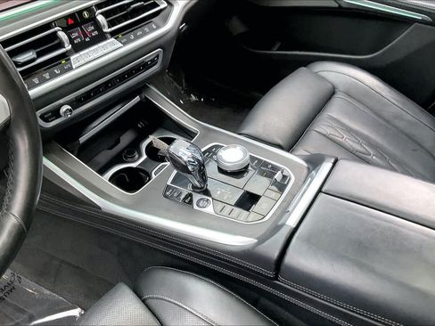 Used 2020 BMW X7 M50i w/ Executive Package AWD/4WD image 16