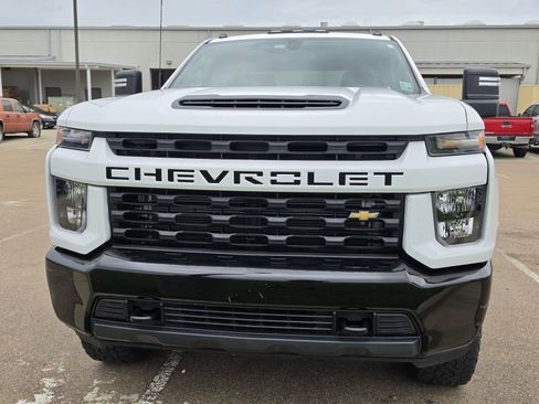 Used 2022 Chevrolet Silverado 2500 Custom w/ Custom Convenience Package AWD/4WD image 19