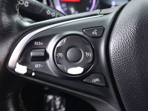 Used 2018 Buick Regal Preferred FWD image 12