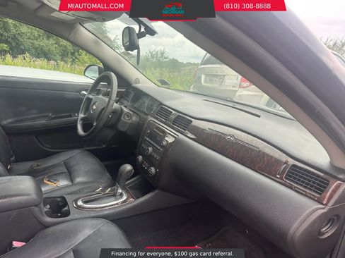 Used 2013 Chevrolet Impala LTZ FWD image 11