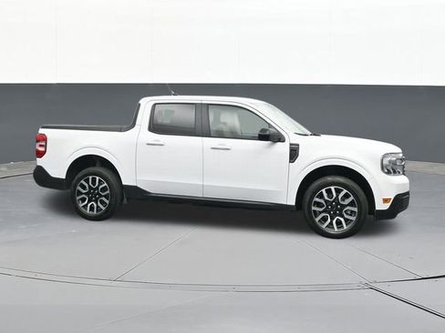 Used 2024 Ford Maverick Lariat image 18