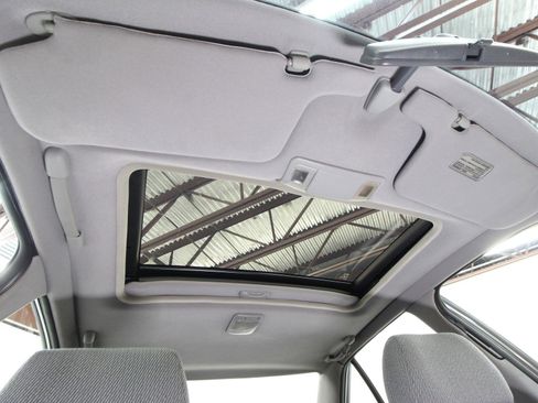 Used 1992 Nissan Maxima SE image 41