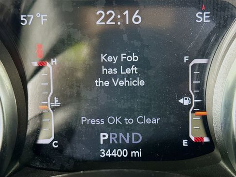 Used 2021 Jeep Wrangler Sport S image 15