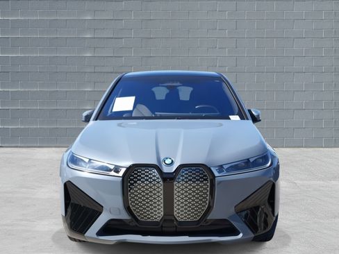 Used 2023 BMW iX xDrive50 w/ Premium Package image 2