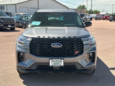 Used 2025 Ford Explorer ST w/ Sun And Sound Package AWD/4WD image 37