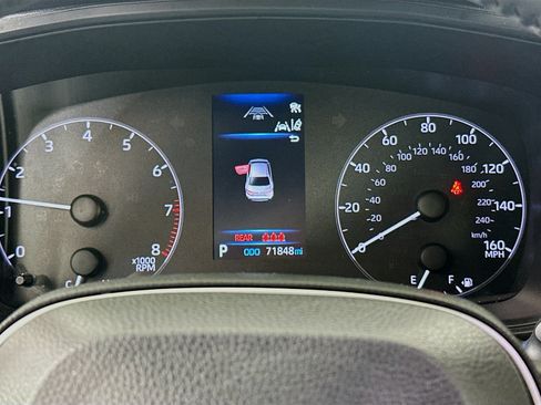Used 2023 Toyota Corolla SE w/ SE Premium Package FWD image 19