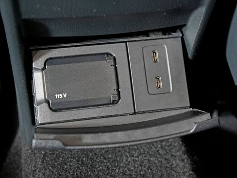 Certified 2023 Mercedes-Benz GLA 250 4MATIC image 33