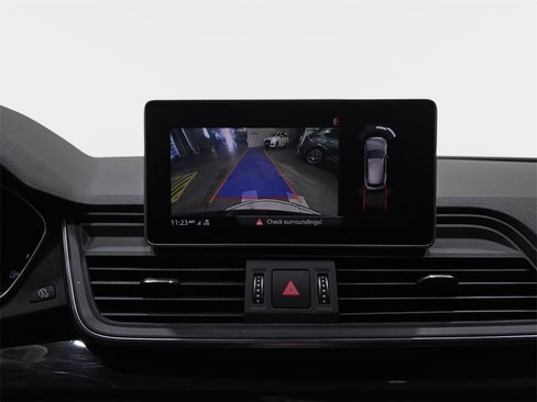 Used 2020 Audi Q5 2.0T Premium Plus w/ Premium Plus Package image 23