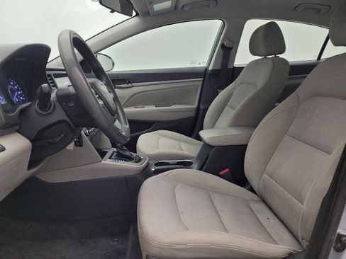 Used 2017 Hyundai Elantra SE FWD image 17