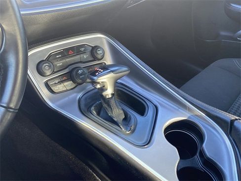 Used 2019 Dodge Challenger SXT image 24