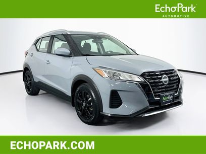 Used 2022 Nissan Kicks SV