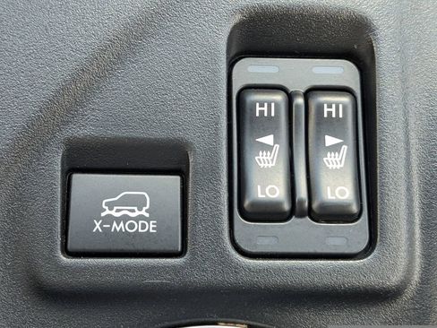 Used 2023 Subaru Crosstrek 2.5i Limited w/ Moonroof Package image 23