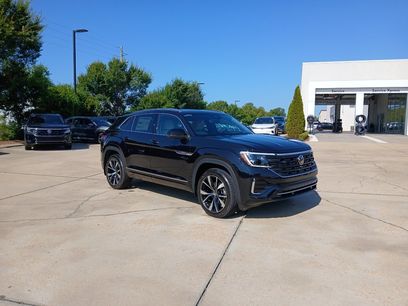 New 2026 Volkswagen Atlas Cross Sport SEL Premium R-Line